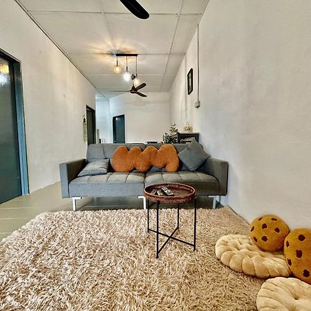 Entire 33 Cozy House • 3 Bedroom @ Alma Bukit Mertajam Exterior foto